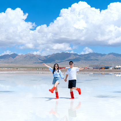 青海湖景区+茶卡盐湖+可可西里+敦煌+张掖8日7晚私家团