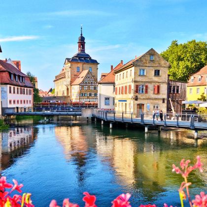 慕尼黑+法兰克福+柏林+新天鹅堡+科隆大教堂12日9晚跟团游