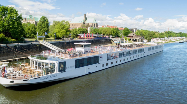 贝拉号查看详情>viking beyla 暂无点评 吨位: 暂无          载客:98