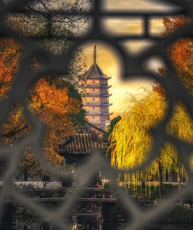 2D1N • Explore classic Nanjing on this deep tour, uncover ancient tales and timeless charm of the great ancient capital