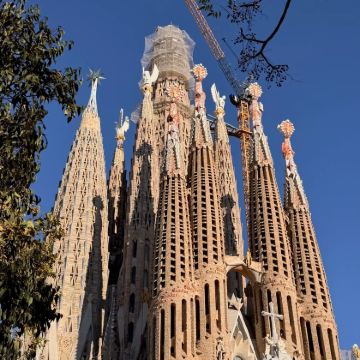 西班牙马德里+巴塞罗那+葡萄牙里斯本9日8晚拼小团