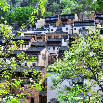 江西南昌+庐山风景名胜区+景德镇+婺源4日3晚跟团游