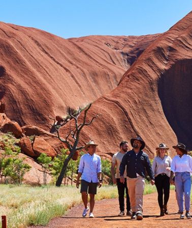 4D3N • Uluru + Kata Tjuta / Mount Olga + Walpa Gorge + Kings Canyon Carpark