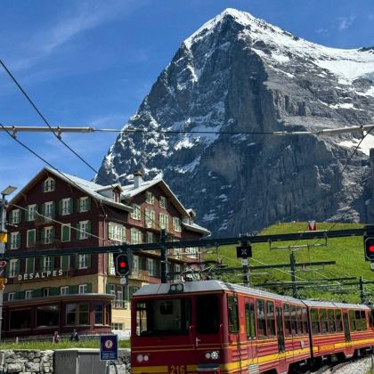 法国+瑞士+意大利7日5晚拼小团