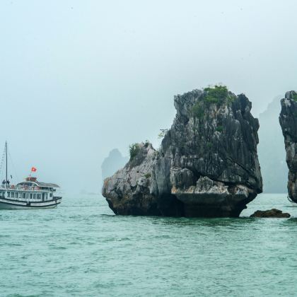 越南河内+下龙湾+制香村5日4晚私家团