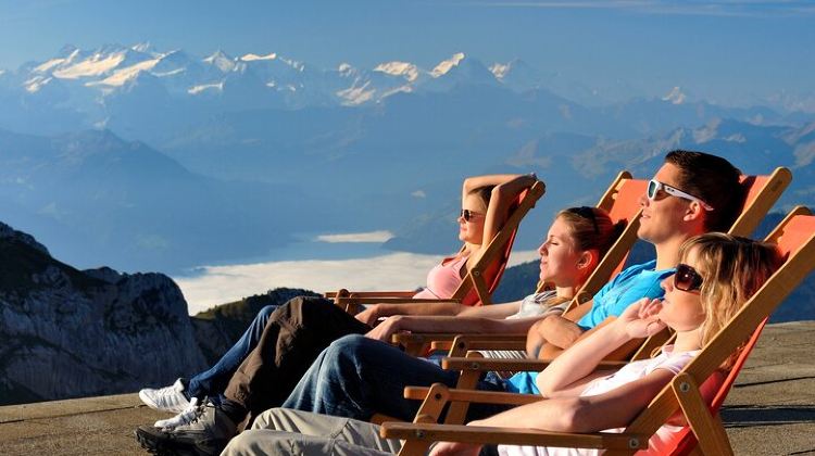 2-Day Alps Tour from Zurich: Mt Pilatus and Mt Titlis