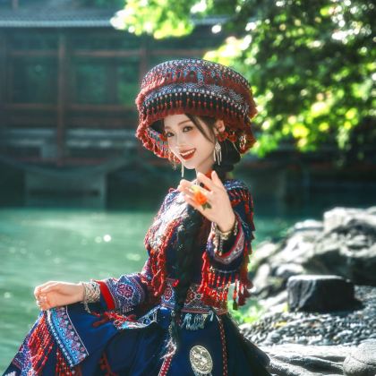 贵阳+黄果树景区+荔波+西江千户苗寨+贵州乌江寨国际旅游度假区5日4晚拼小团