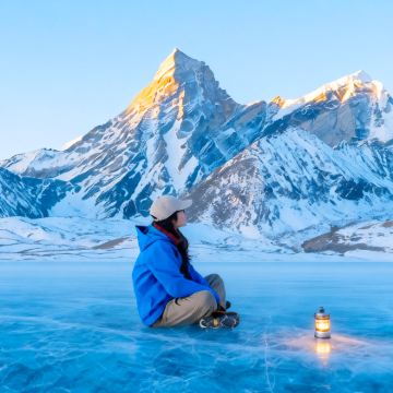 中国西藏巴松措+雅鲁藏布大峡谷+南迦巴瓦峰+来古冰川+卡定沟景区4日3晚跟团游