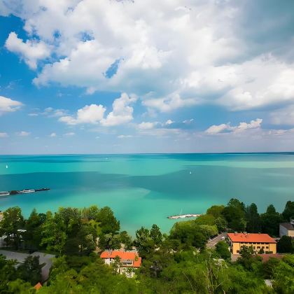 匈牙利布达佩斯+圣安德烈6日5晚拼小团