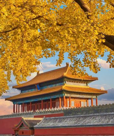 5天4晚 • 指定廈航嘉年華國際品牌·欣賞非物質文化遺產雜技表演＋老北京胡同遊覽｜品嚐烤鴨餐·東來順涮肉 慕田峪或八達嶺長城任選 故宮＋頤和園＋天壇
