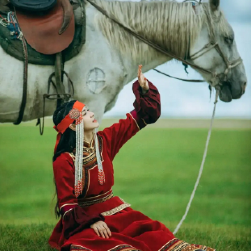 新疆伊犁+赛里木湖+那拉提7日6晚拼小团