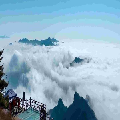 河南郑州+少林寺+洛阳龙门石窟+老君山+万仙山+云台山+太行大峡谷景区+红旗渠11日10晚跟团游