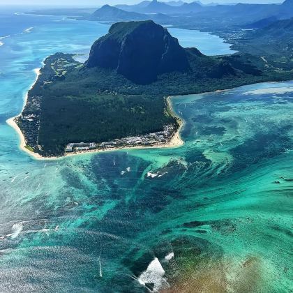 马达加斯加+留尼汪（法属）+毛里求斯+塞舌尔16日14晚私家团