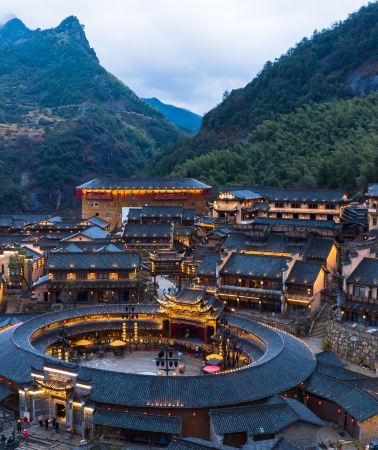 3日2晚 • 江西葛仙村望仙谷篁嶺三日兩晚精緻拼小團，一覽懸崖仙鎮與曬秋古村