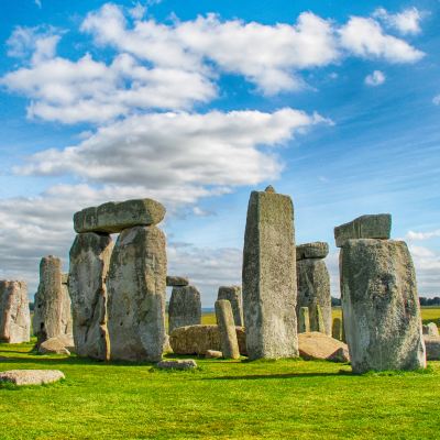 <4天>【典型英式乡村】英国巴斯巨石阵+西南海岸线·保证1晚四钻+圣艾夫斯海滨小镇+天涯海角+伯恩茅斯码头+水上伯顿+拜伯里(1人成团)