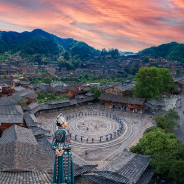 贵州贵阳+黄果树景区+荔波+西江千户苗寨5日4晚跟团游