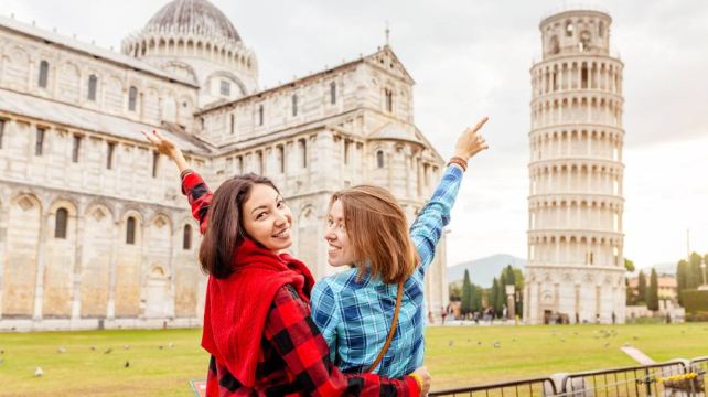 <14天>【法意瑞经典纵贯线】·巴黎集散+法瑞意+翡冷翠佛罗伦萨+时尚之都米兰+金棕榈戛纳+浪漫之都巴黎+2晚夜宿游轮+千年古城庞贝+众神之城阿格里真托+巴勒莫+卡塔尼亚+埃特纳火山