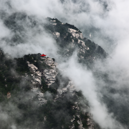 江西南昌+庐山风景区+景德镇+鄱阳湖+三清山+婺源6日5晚跟团游