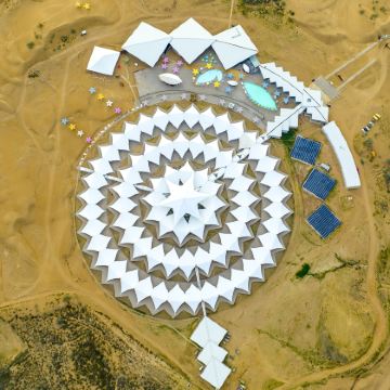 内蒙古呼和浩特+辉腾锡勒草原+响沙湾5日4晚私家团