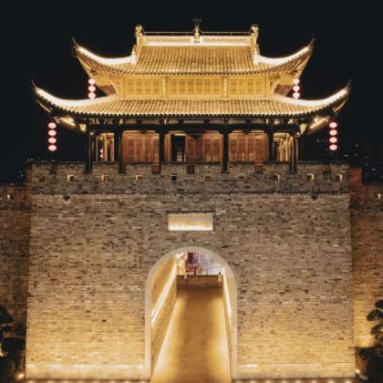 黄山+宏村+西递+徽州古城5日4晚私家团