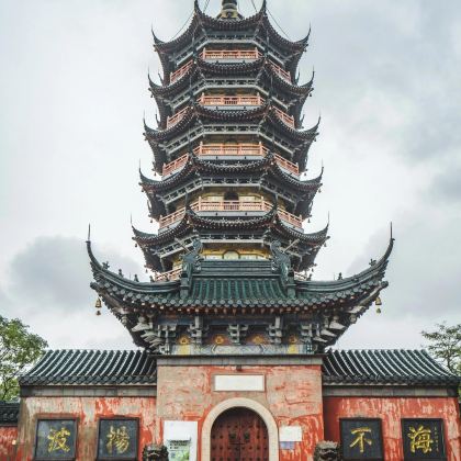 镇江金山+金山寺+北固山+西津渡历史文化街区2日1晚私家团