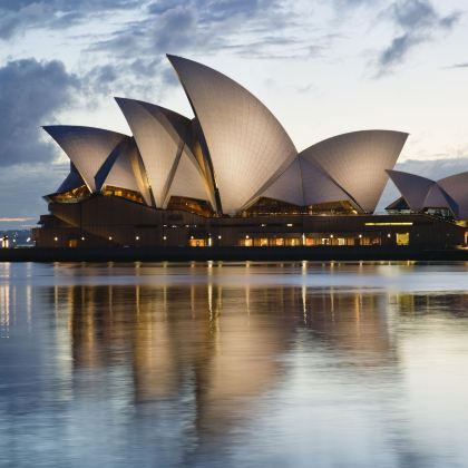 澳大利亚悉尼+悉尼歌剧院+悉尼大学+蓝山国家公园+斯蒂芬斯港观海豚巡游8日6晚私家团
