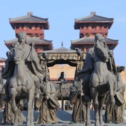 徐州+龟山汉墓+徐州云龙湖风景区+户部山+徐州汉文化景区+徐州民俗博物馆+徐州博物馆3日2晚私家团