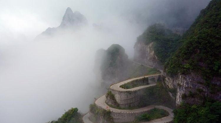 2-Day 2 Day Private Tour of Zhangjiajie Highlights with Skip The Line