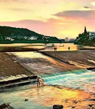 黄山风景区+宏村景区+徽州古城5日4晚跟团游