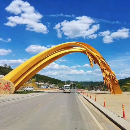 陕西延安陕西黄河壶口瀑布+宝塔山+枣园革命旧址+王家坪革命旧址+杨家岭革命旧址+延安革命纪念馆2日1晚跟团游