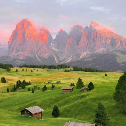 意大利11日9晚拼小团