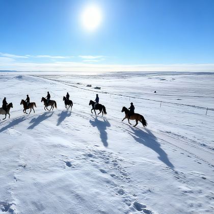 内蒙古呼伦贝尔+海拉尔+额尔古纳+满洲里+阿尔山9日8晚拼小团