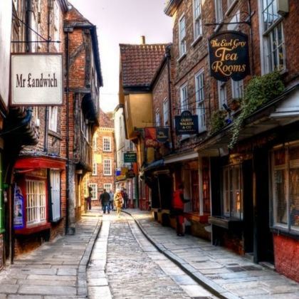 英国剑桥+约克+爱丁堡+温德米尔湖+牛津8日7晚跟团游