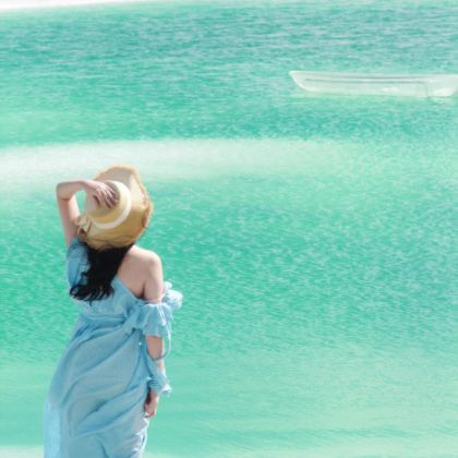 青海西宁+青海湖景区+鸣沙山月牙泉+敦煌+张掖七彩丹霞旅游景区+嘉峪关关城8日7晚私家团