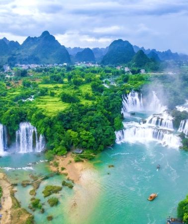 5D4N • Guangxi + Nanning + Chongzuo + Jingxi + Detian Transnational Waterfall Scenic Area + Tongling Grand Canyon + Mingshi Countryside + Bama + Hechi: Small Group Tour