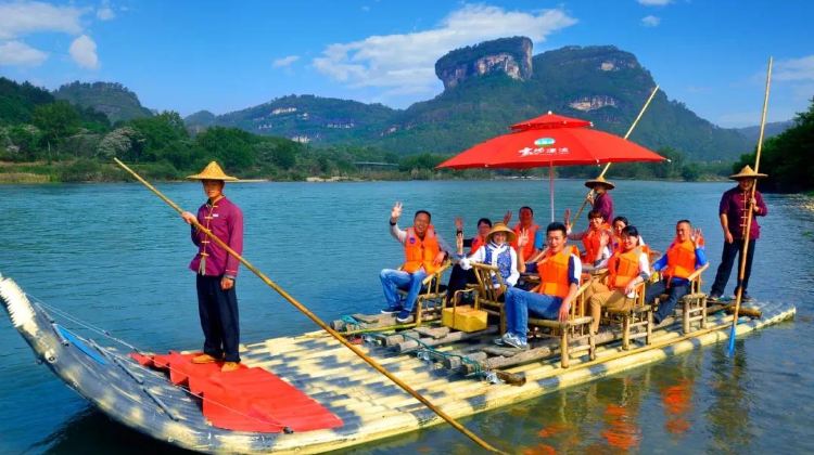 6-Day Wuyishan + Xiamen + Kulangsu + Zhangzhou+Nanjing Tulou Cluster