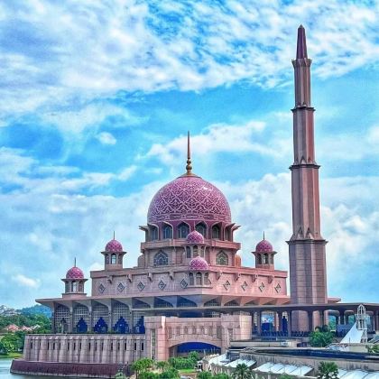 文莱达鲁萨兰国+努洛伊曼皇宫+马来西亚吉隆坡+粉红清真寺7日6晚私家团