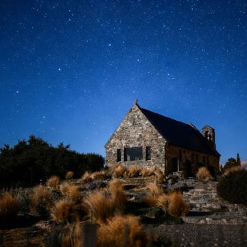 新西兰皇后镇+基督城+特卡波湖+瓦纳卡+箭镇+克伦威尔+库克山6日跟团游