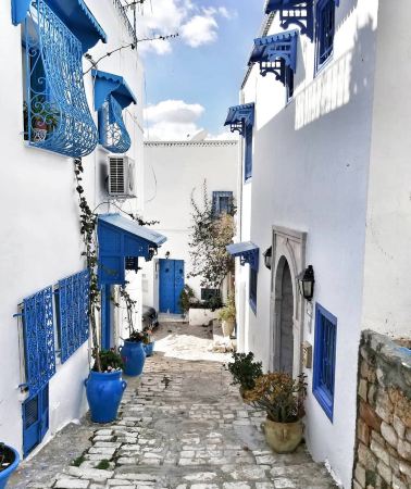 10D9N • A minimum of 2 travelers to depart. Desert tour in Tunisia, North Africa. Step into Tunisia, where half is the Mediterranean Sea and half is the Sahara