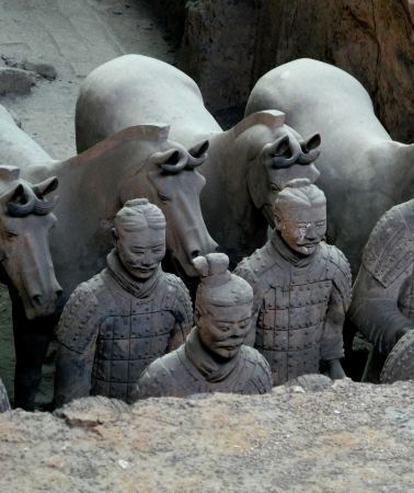 4D3N • Emperor Qinshihuang's Mausoleum Site Museum + Xi'an Muslim Quarter + Xi'an City Wall: Mini Terracotta Warrior Handcraft Experience in a Traditional Cave Dwelling