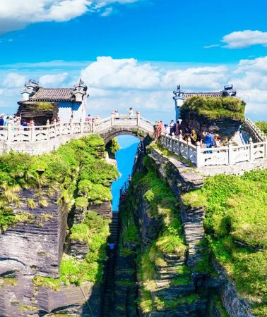 6D5N • Guizhou Guiyang + Libo + Xijiang Qianhu Miao Village + Zhenyuan + Huangguoshu Waterfall + Fanjing Mountain