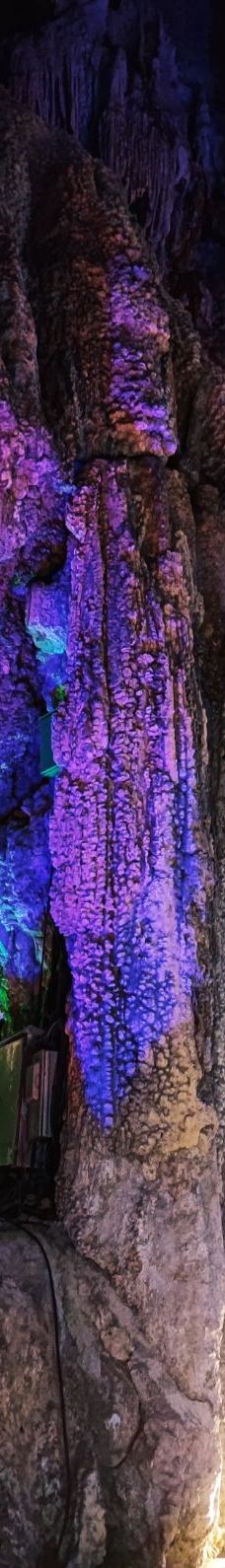 龙宫景区-安顺-YoYo_5C7G8J4W