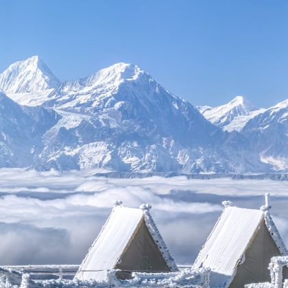 色达+牛背山+鱼子西+四姑娘山景区5日4晚拼小团