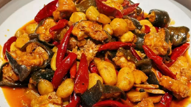 4-Day Scenic Zhangjiajie Group Tour·National Forest Peaks & Tianmen Skywalk