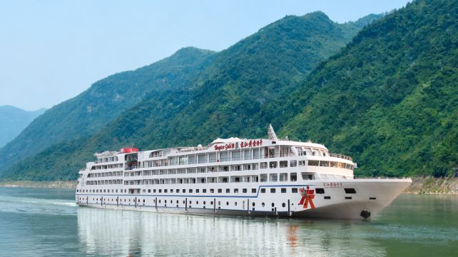 長江三峽+重慶6日5晚跟團遊·贈登船晚餐+重慶港行李搬運+黃金遊輪陽臺江景房+金牌導遊+重慶20人星耀團+宜昌登船