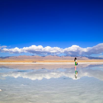 青海湖景区+茶卡盐湖+祁连5日4晚自由行