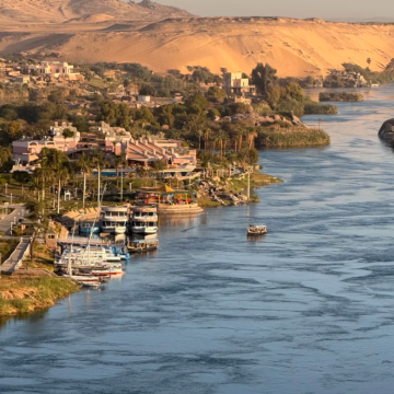 埃及阿斯旺+卢克索+阿布辛贝勒神庙4日3晚跟团游