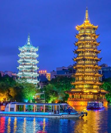 3D2N • Colorful Guilin highlights tour: Li River + West Street + Reed Flute Cave + Elephant Trunk Hill + Ten-Mile Gallery + Impression Sanjie Liu + Xiaoyao Tower + East-West Lane + Two Rivers and Four Lakes