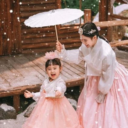 吉林长白山+延吉6日5晚跟团游