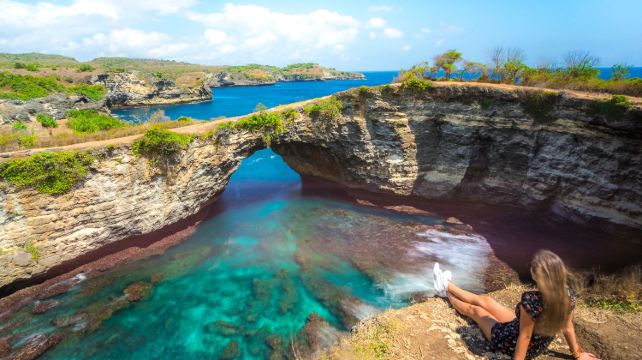 巴厘島+布羅莫火山+伊真火山+佩妮達島6日5晚跟團遊·火山拼團遊+孤獨星球推薦+布羅莫火山日出+穿越月球表面+宜珍火山+探祕火山湖+羅威納追野生海豚+解鎖iphone壁紙之佩妮達島+破碎沙灘+精靈墜崖